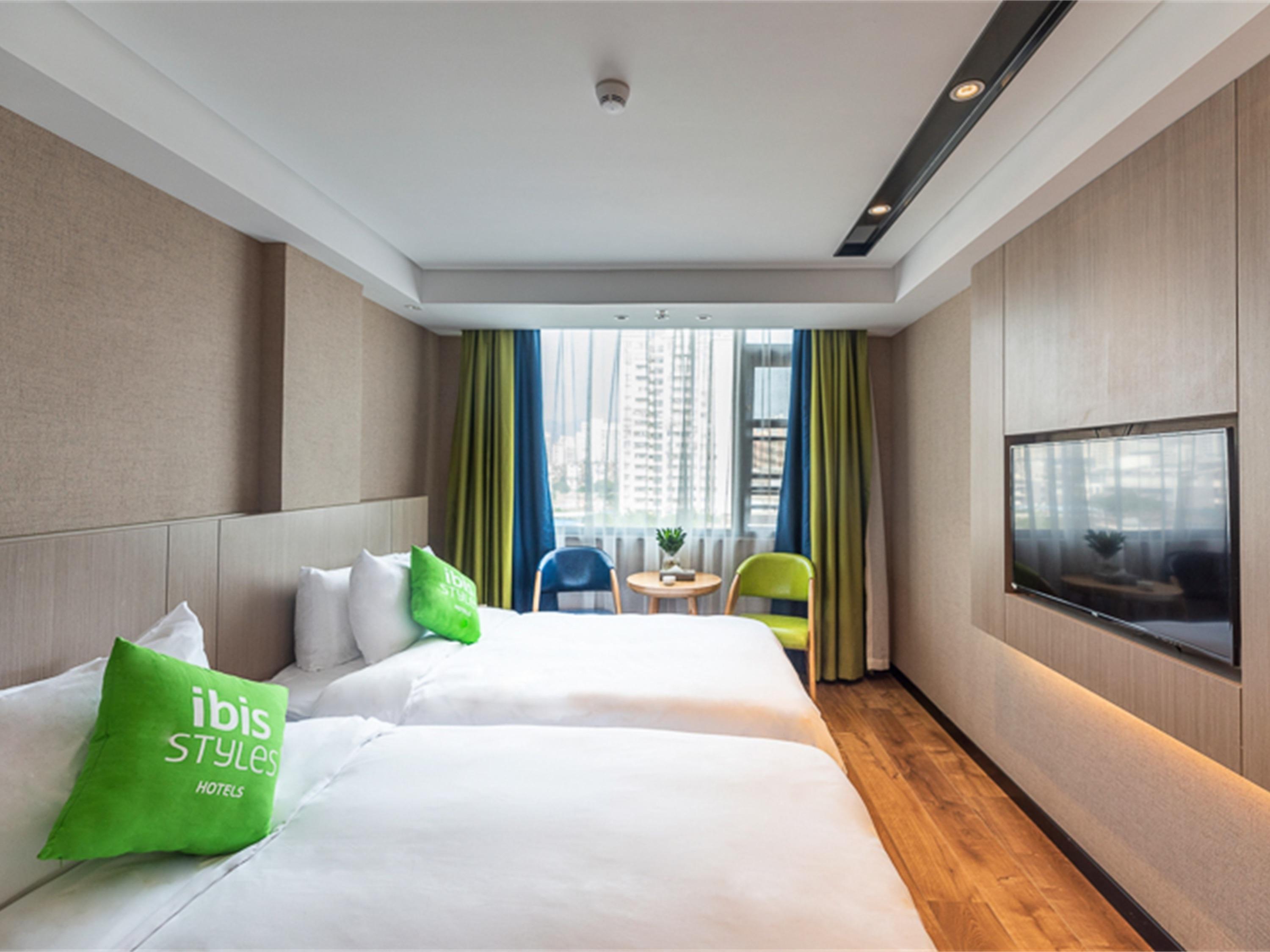 Ibis Styles Fuzhou Wuyi Square Hotel Exterior photo