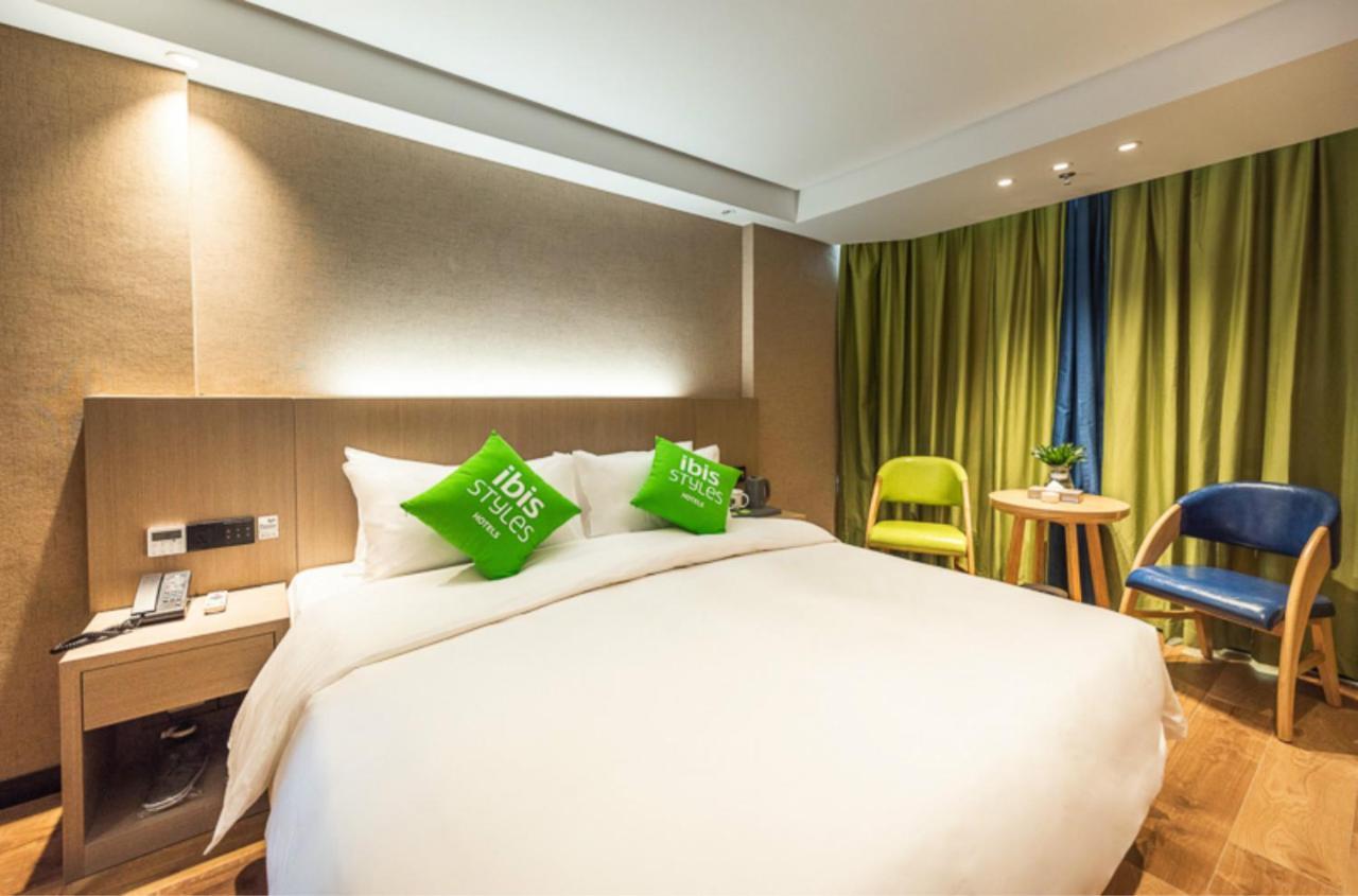 Ibis Styles Fuzhou Wuyi Square Hotel Exterior photo